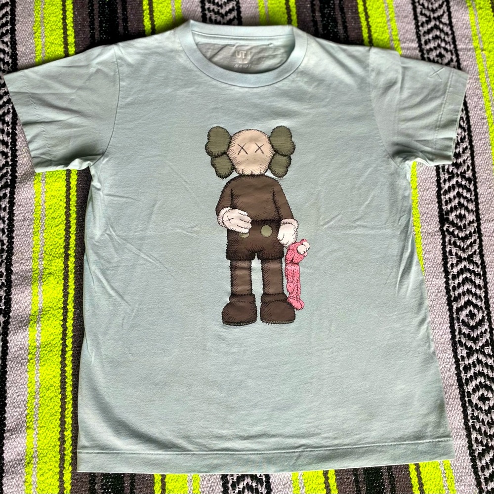 uniqlo x kaws x sesame street companion tee NWOT